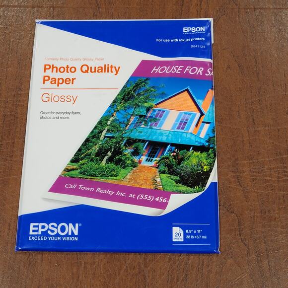 Epson 8.5 x 11" Glossy Photo Paper (S041124) Open package - Picture 5 of 9